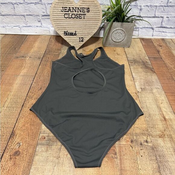 Skims Utility Sport Scoop Neck Bodysuit in Gunmetal nwt size 4X - Picture 9 of 11